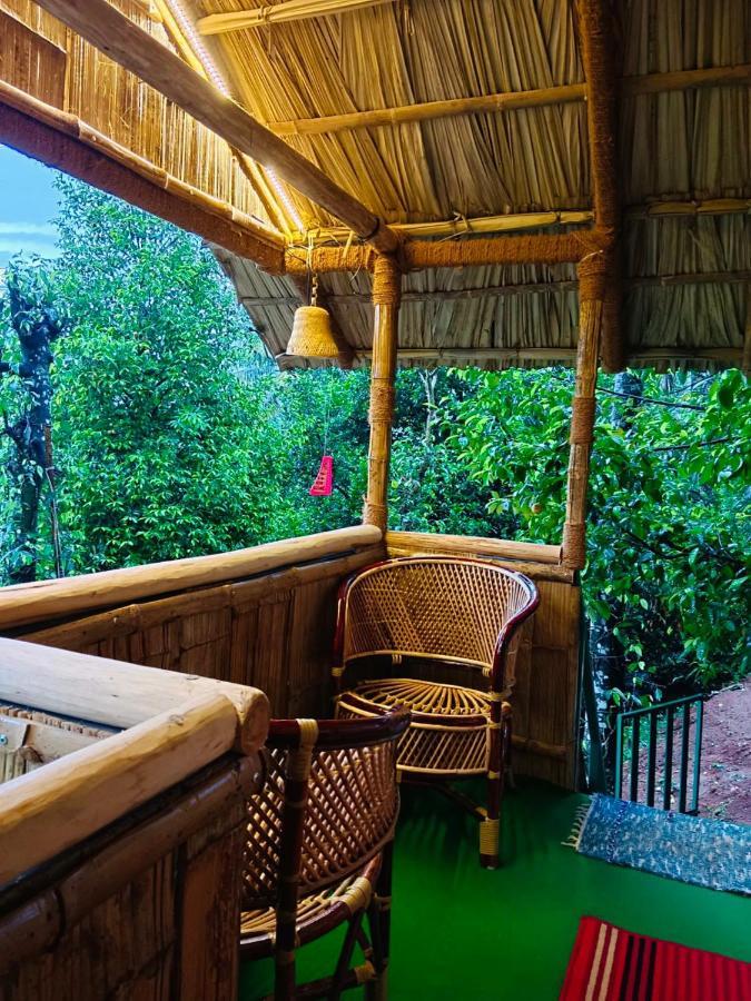 Fab - Bamboo Hut With Open Shower Munnar Exterior photo
