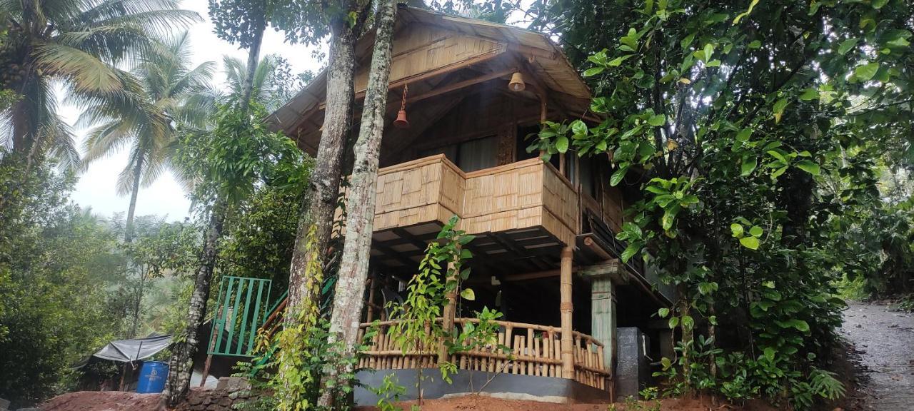 Fab - Bamboo Hut With Open Shower Munnar Exterior photo