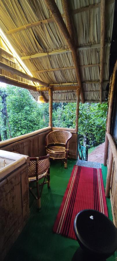 Fab - Bamboo Hut With Open Shower Munnar Exterior photo