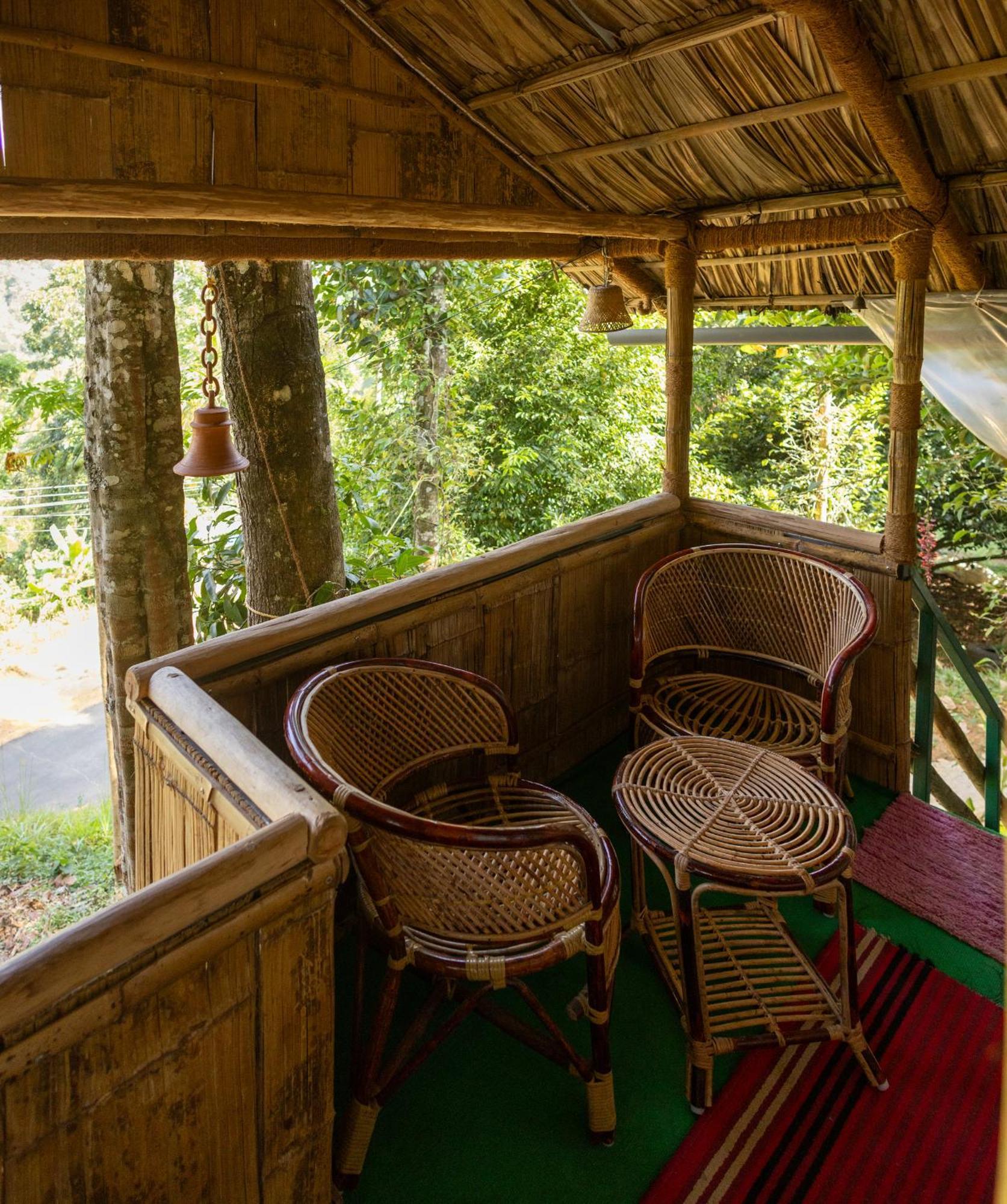Fab - Bamboo Hut With Open Shower Munnar Exterior photo